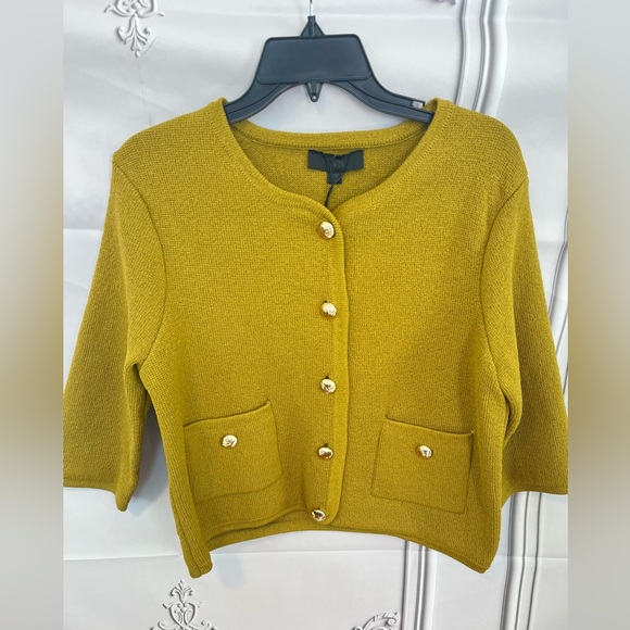 NWT ZARA cardigan 2025 collection  GOLDEN BUTTONS SIZE L and XL 
🚨PRICE FIRM - Picture 3 of 14